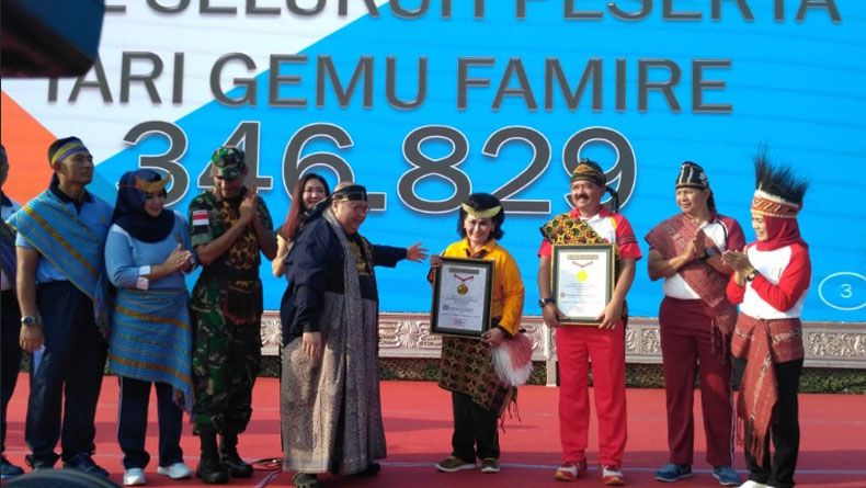 TNI Berhasil Pecahkan Rekor Muri Tari Gemu Famire