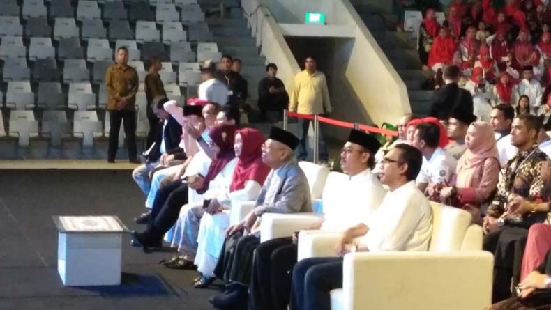 Tiba di Istora Senayan, Ma'ruf Disambut Lantunan Nasyid dan Selawat