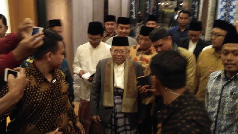 Putri Ma'ruf Akui Usia Ayahnya Tak Muda tapi Pemikirannya Milenial