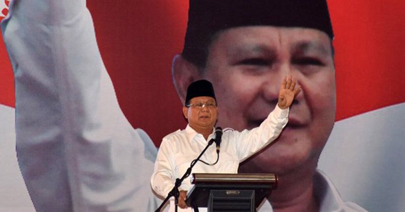 Prabowo Usulkan Siswa Minum Susu dan Makan Siang di Sekolah