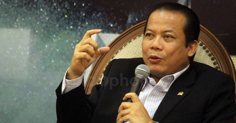 Tersangka KPK, Taufik Kurniawan Diwajibkan Mundur dari Pengurus PAN