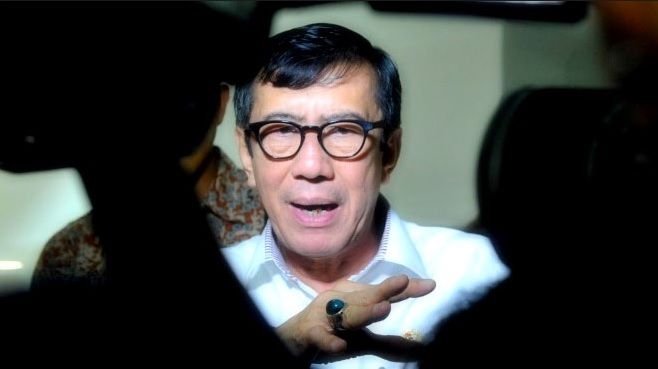 Jokowi Diminta Tegur Menkumham soal Penundaan RUU Terorisme