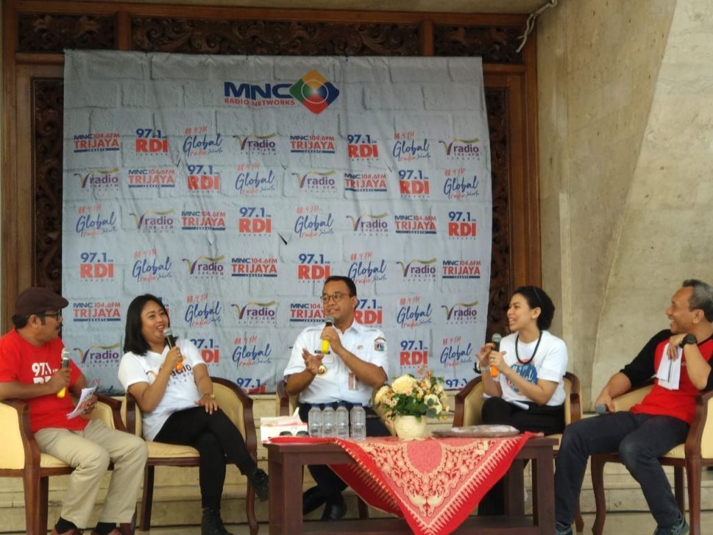 Catatkan Sejarah, Radio MNC Siaran Bareng Anies di Atas Monas