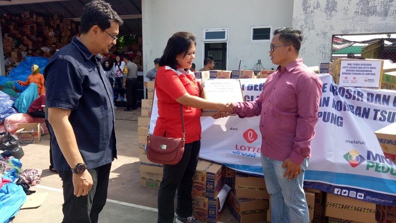 MNC Peduli dan Lotte Mart-Lotte Grosir Bantu Korban Tsunami di Lampung