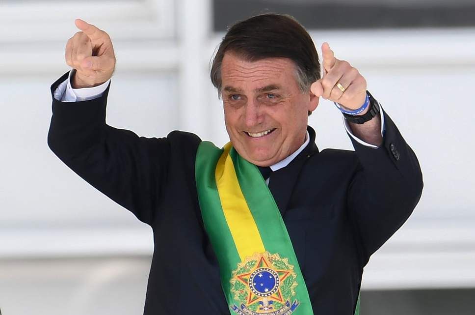 Presiden Bolsonaro Terbuka Jika Trump Buat Pangkalan Militer di Brasil