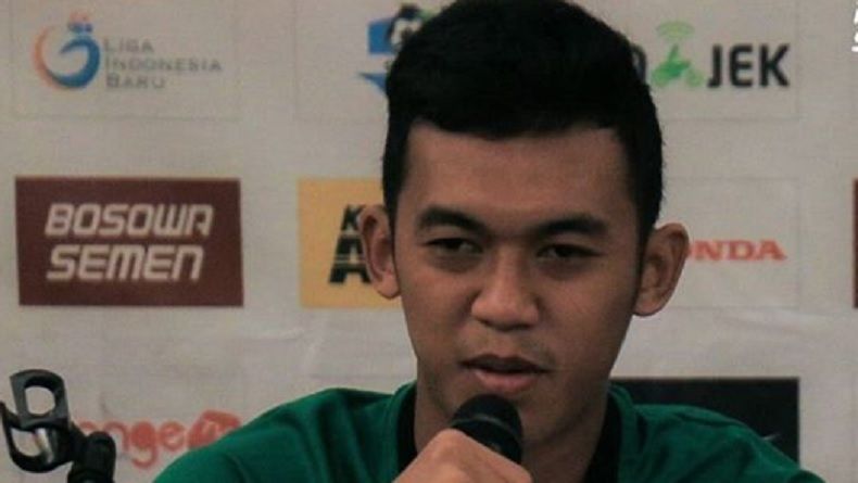 Abdul Aziz Sinyalkan Kembali Bergabung dengan Persib 