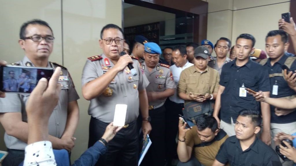 Sikapi People Power, Polri dan TNI Akan Sweeping Massa Bersenjata Tajam 