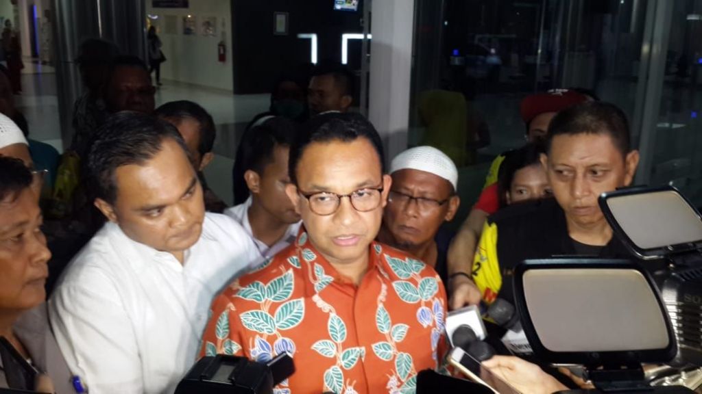 Jenguk Ustaz Arifin Ilham di RSCM, Anies Sudah Tahu Bakal Ada Hoaks