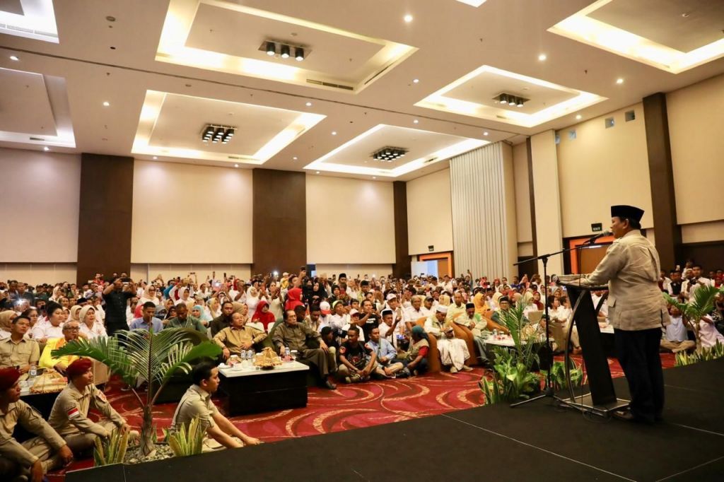 Di Palu, Prabowo Singgung Ulah Pejabat Korupsi Bantuan Bencana Alam