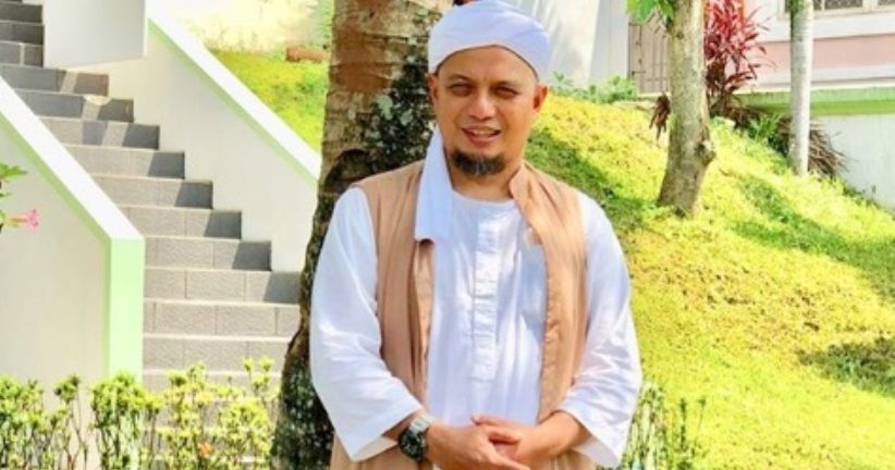 Demi Perawatan Intensif, Ustaz Arifin Ilham Diterbangkan ke Penang