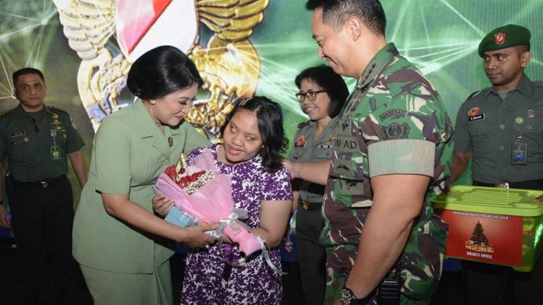 Kadispenad: Hikmah Natal, Perwujudan Profesionalitas TNI untuk Rakyat
