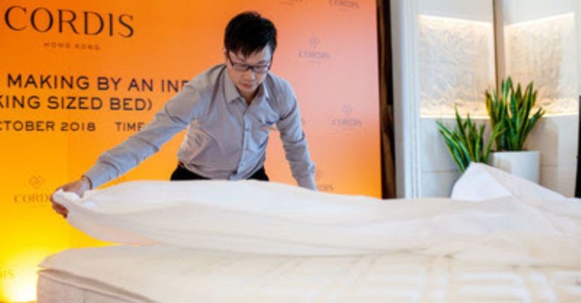 Rapikan Kasur 69 Detik, Karyawan Cordis Raih Guinnes World Records