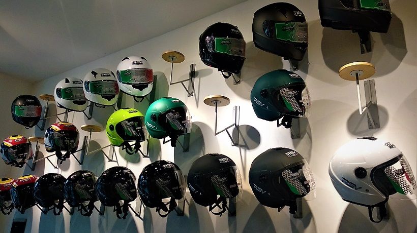 Cara Menyimpan dan Merawat Helm Warna Doff agar Awet