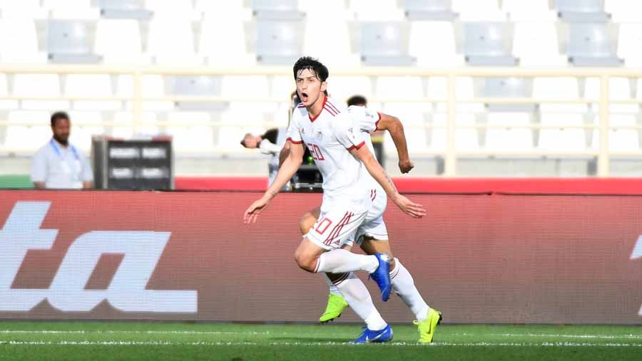 Dua Gol Sardar Azmoun Pastikan Kemenangan Iran atas Vietnam