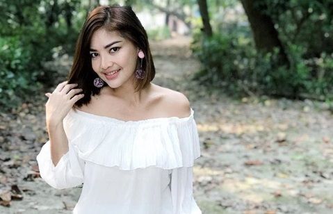 Pernah Ditawar Pria Rp60 Juta, Begini Cara Irma Darmawangsa Menolaknya