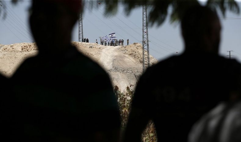 Warga Israel Gunakan Anjing untuk Menyerang Penduduk Palestina