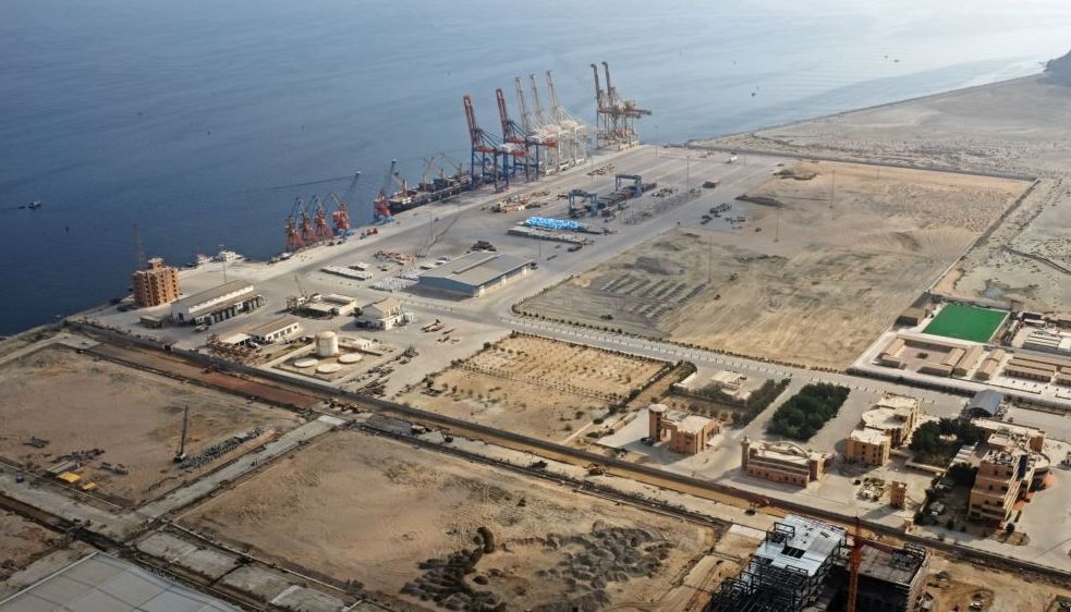 Arab Saudi Akan Bangun Kilang Minyak Rp140 Triliun di Pakistan