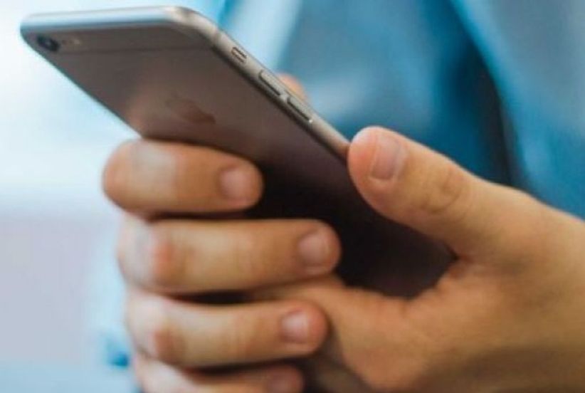 Cinta Tak Dibalas, Pria Ini Umbar Foto PRT Sedang Mandi di Medsos