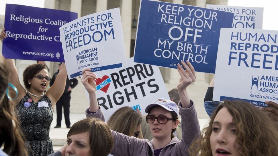 Hakim AS Mentahkan Peraturan Trump soal Alat Kontrasepsi dan Agama