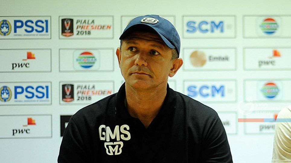 Gomes De Oliviera Resmi Jadi Pelatih Kalteng Putra