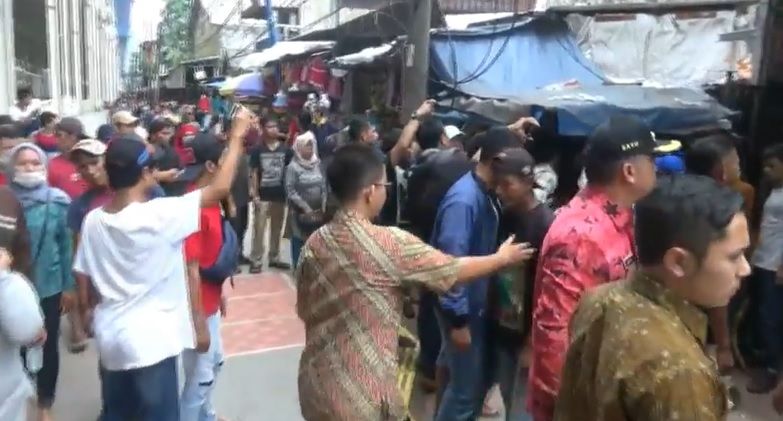 Polisi Tetapkan 2 Tersangka Kericuhan PKL Vs Satpol PP di Tanah Abang