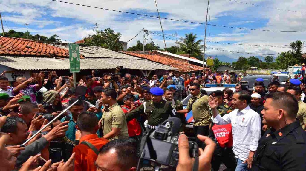 Bangun Tol Cigatas, Jokowi: Banyak Keluhan soal Kemacetan Garut