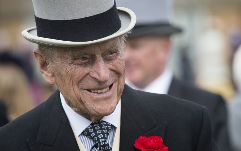 Saksi Mata Kisahkan Kondisi Pangeran Philip Setelah Mobilnya Terguling