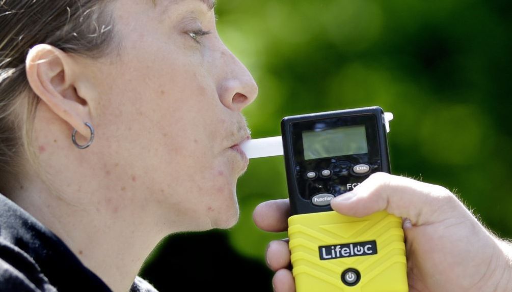 Breathalyzer, Masker Canggih Pendeteksi Kanker Diuji Coba di Inggris