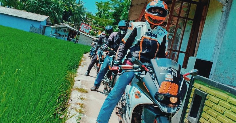 Rayakan Ultah Ke-1, Komunitas Motor KTM Gelar Riding di Banten