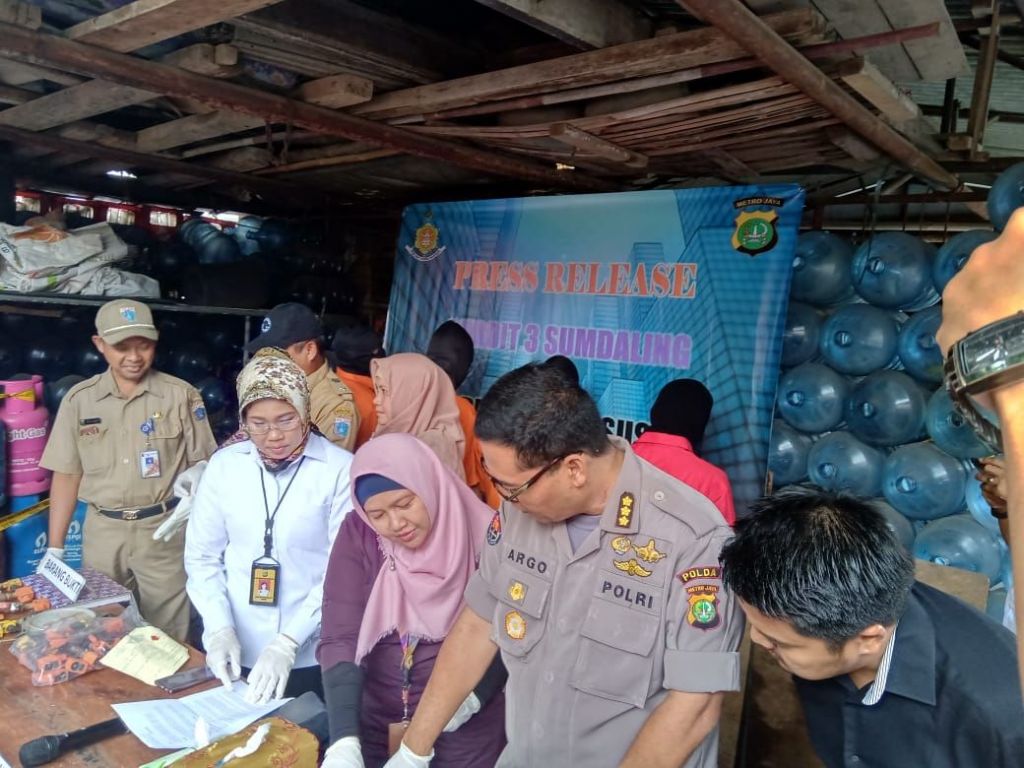 Jaringan Pengoplos Elpiji di Jaktim dan Tangsel Terbongkar Polda Metro