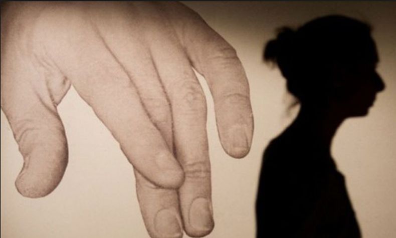 Diarak Telanjang Keliling Desa karena Selingkuh, Perempuan Muda Bunuh Diri