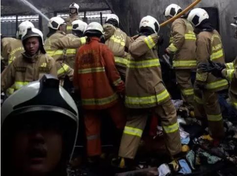 Kebakaran di Jalan Bungur Besar Raya Senen, 27 Unit Damkar Diterjunkan