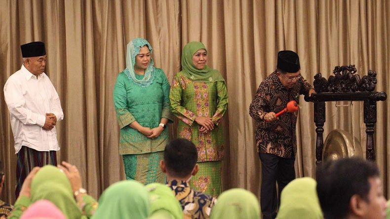 Canda JK ke Khofifah: Sekarang Enggak Ada Lagi Menteri Berjilbab