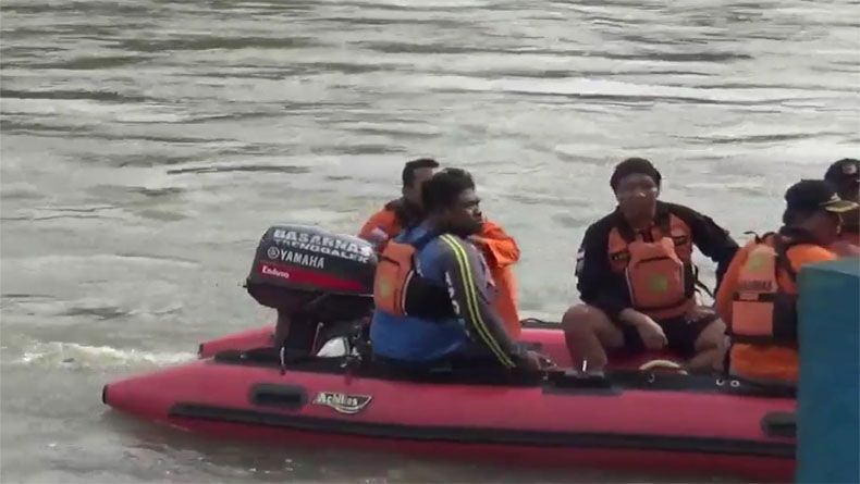 Pencarian Korban Avanza Tenggelam di Sungai Brantas Dihentikan
