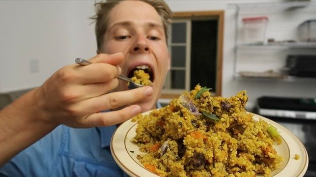 Suka Konsumsi Makanan yang Sama Tiap Hari, Ini Bahayanya bagi Tubuh