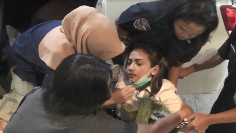 Gara-Gara Mau Ditahan, Vanessa Sempat Pingsan Semalam