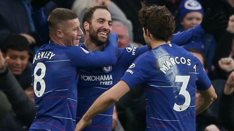 Higuain dan Hazard Cetak 2 Gol, Chelsea Menang Telak atas Huddersfield