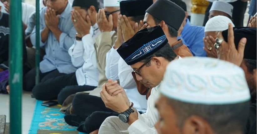 Ziarah ke Makam Sultan Malikussaleh, Sandi Diberi Uang Dinar