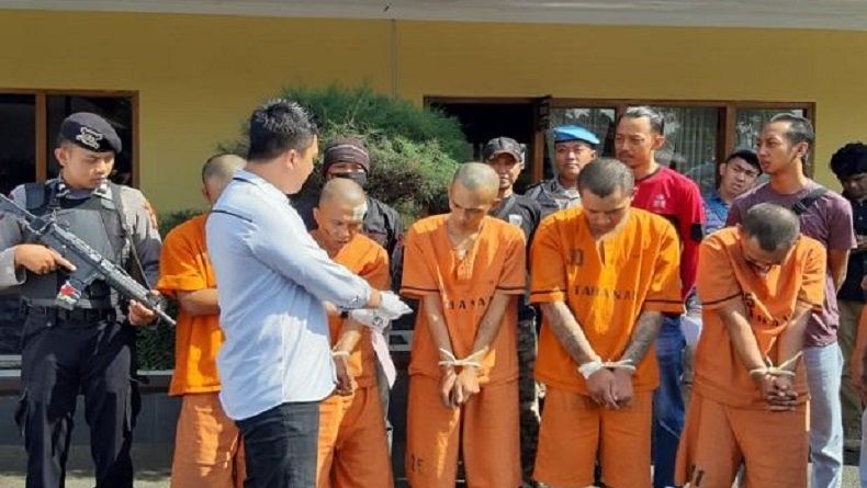 Komplotan Pencuri Motor dengan Modus Tali Sepatu Diamankan Polisi