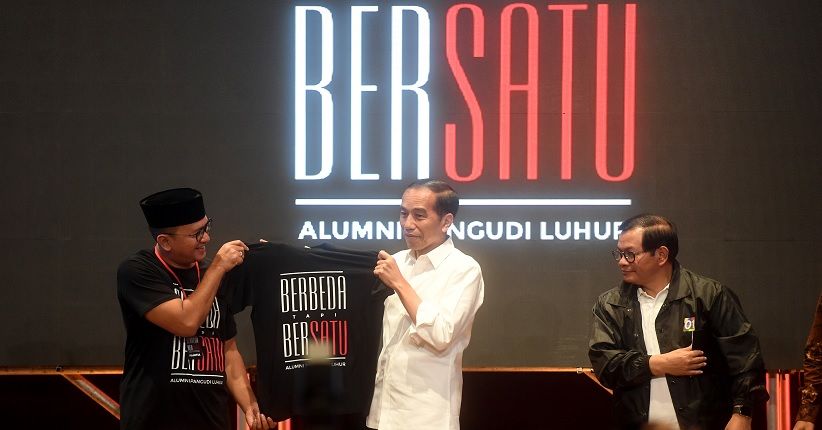Jokowi Kaget Didukung Para Alumni SMA Sandiaga Uno