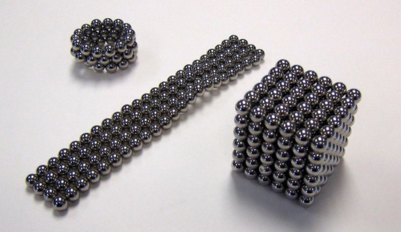 Bocah 12 Tahun Masukkan 39 Bola Magnet ke Alat Kelamin, Ini Akibatnya