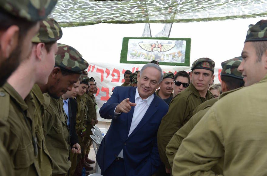 Pemilu Israel, PM Netanyahu Dilarang Pakai Foto Tentara untuk Kampanye