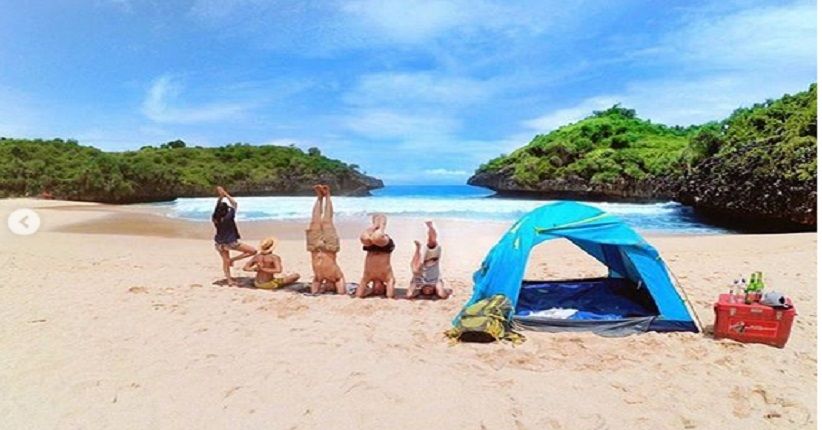 Eksotisme Pantai Sedahan Gunungkidul, Melihat Sunset dari Atas Tebing