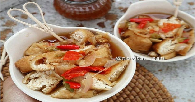 Weekend, Asyiknya Kumpul Keluarga sambil Makan Tahu Gejrot Pedas