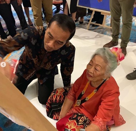 Dukung Dana Kampanye Jokowi-Ma'ruf, Seniman Lukis Lelang 73 Karyanya