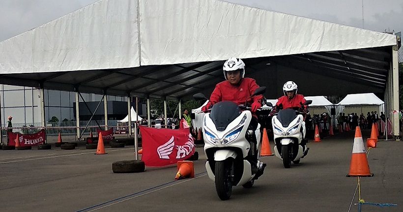 Menjajal Performa Honda PCX Electric, Nyaris Tanpa Suara
