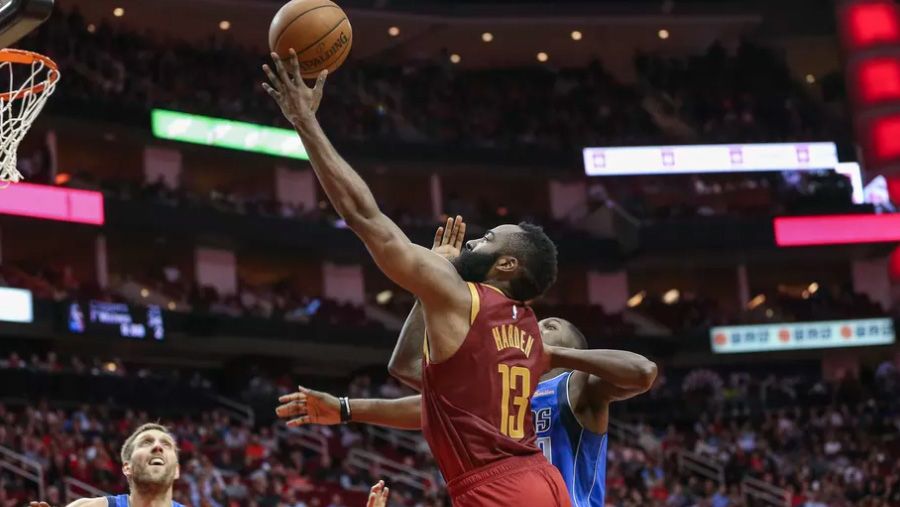 Cedera Bahu, James Harden Tetap Bawa Kemenangan untuk Rockets
