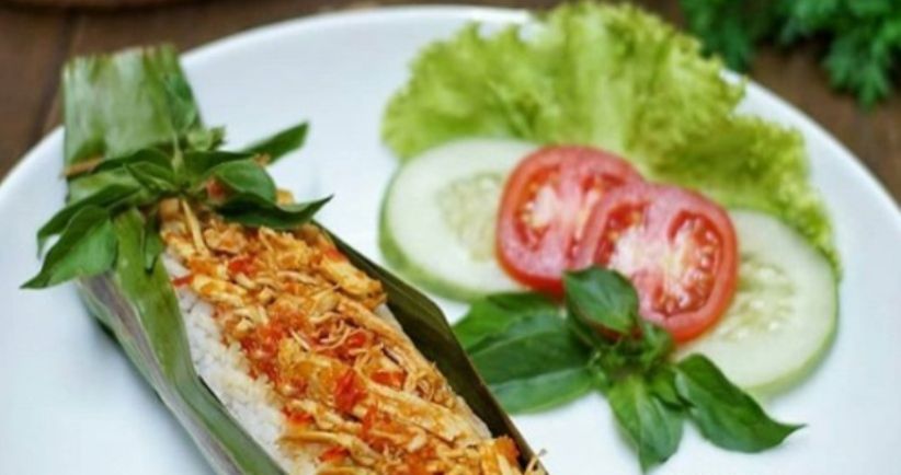 Lezatnya Nasi Bakar Ayam Suwir Pedas yang Menggugah Selera 