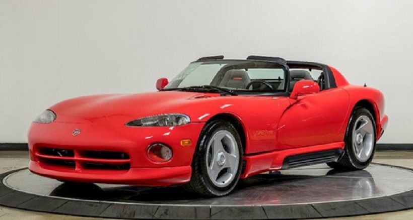 Teronggok 27 Tahun, Mobil Klasik Ini Dibanderol Rp1,4 Miliar