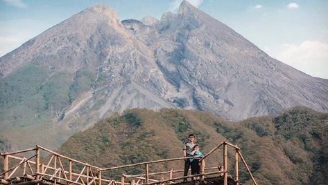 Menikmati Keindahan Gunung Merapi Lebih Dekat dari Bukit Klangon